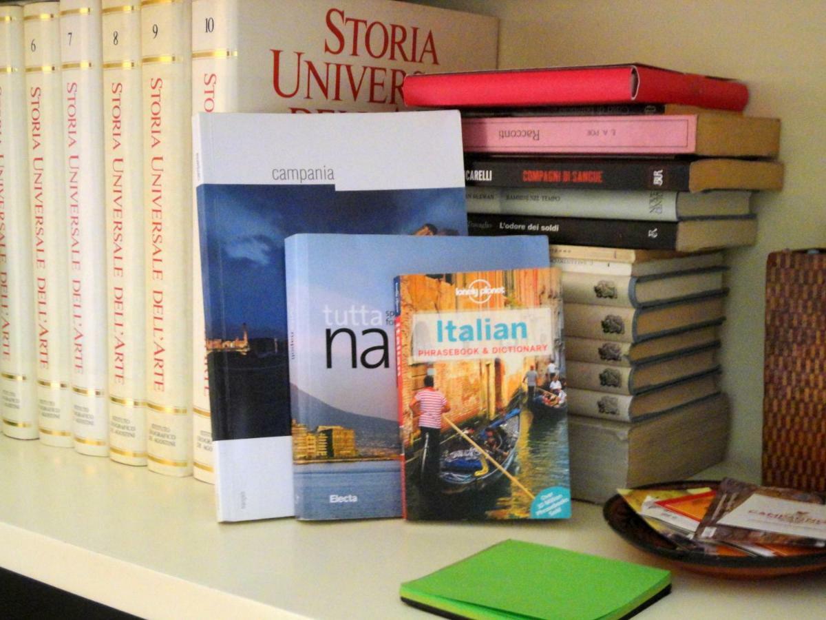 Mezzocannone Holiday House Napoli Dış mekan fotoğraf