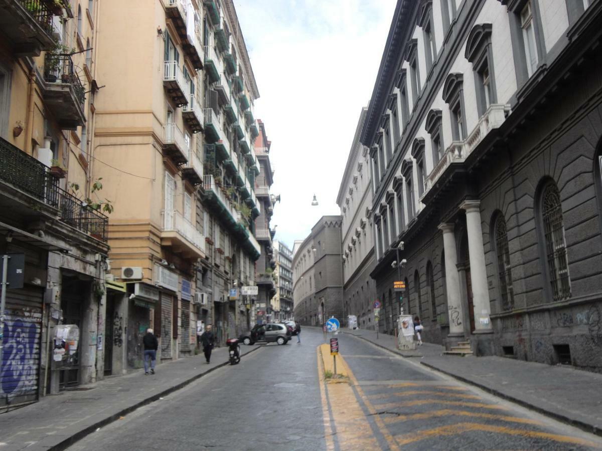 Mezzocannone Holiday House Napoli Dış mekan fotoğraf