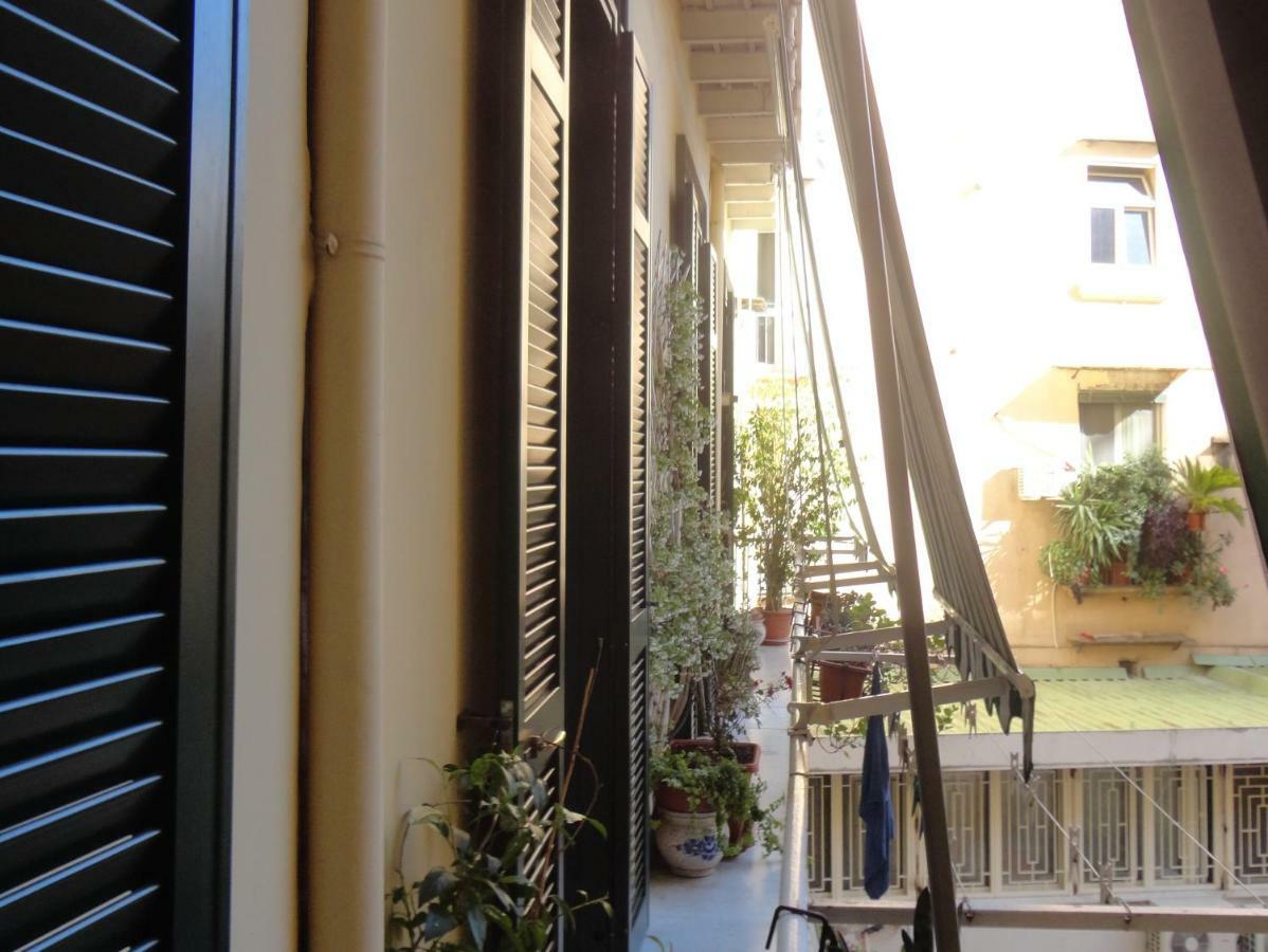 Mezzocannone Holiday House Napoli Dış mekan fotoğraf