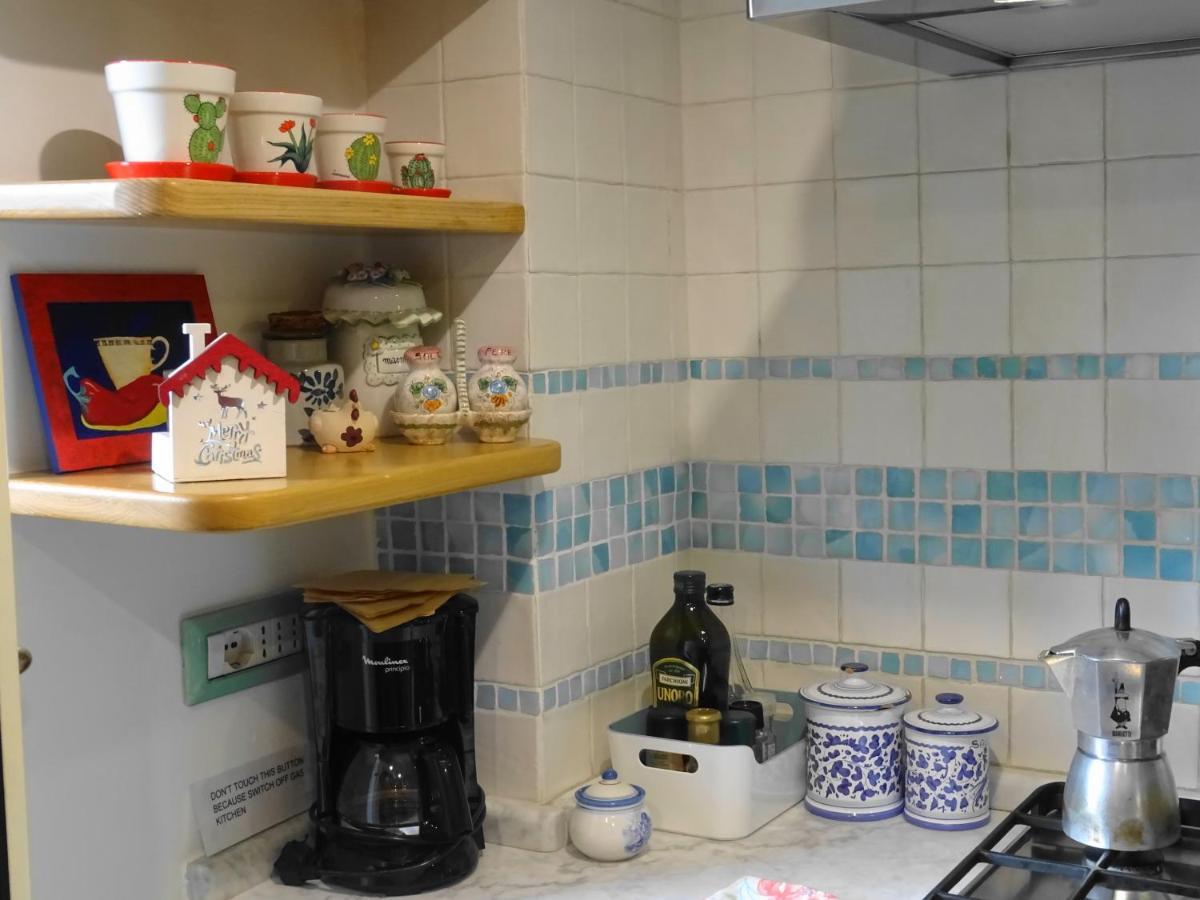 Mezzocannone Holiday House Napoli Dış mekan fotoğraf