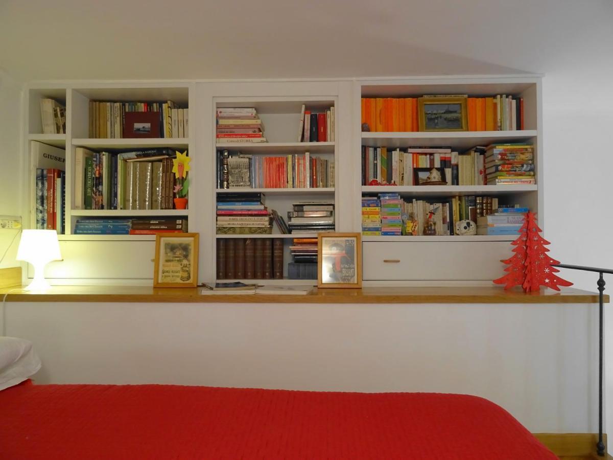Mezzocannone Holiday House Napoli Dış mekan fotoğraf